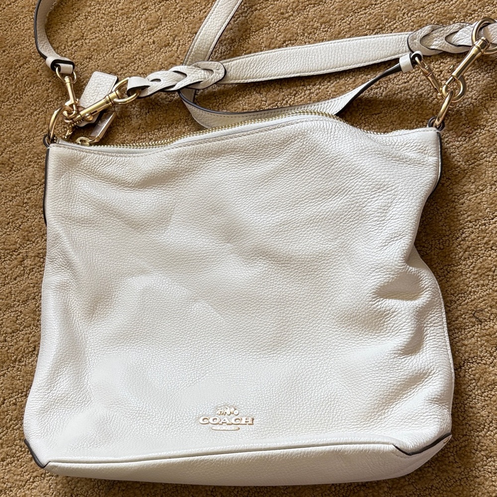 Coach Val Duffle Bag in Chalk